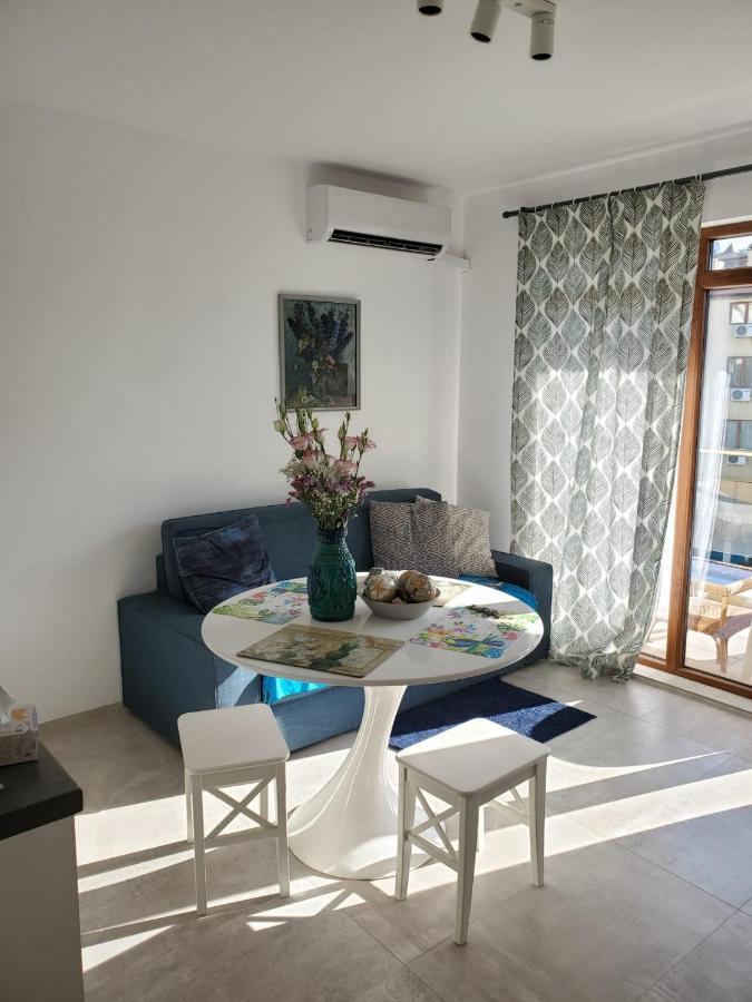 Obzor Tatyana Apartaments Bonjour Kültér fotó
