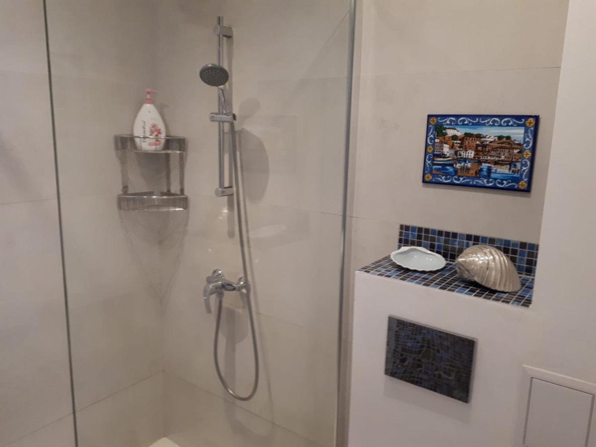 Obzor Tatyana Apartaments Bonjour Kültér fotó